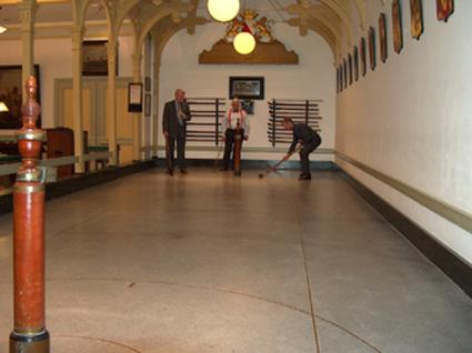Kolf Court